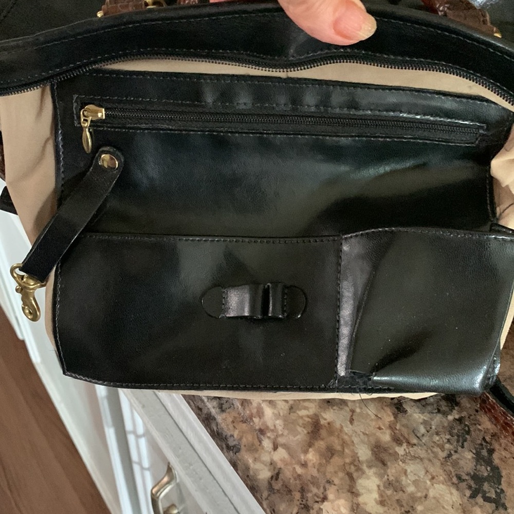 Vintage Brahmin Leather Crossbody/Satchel - Picture 10 of 13